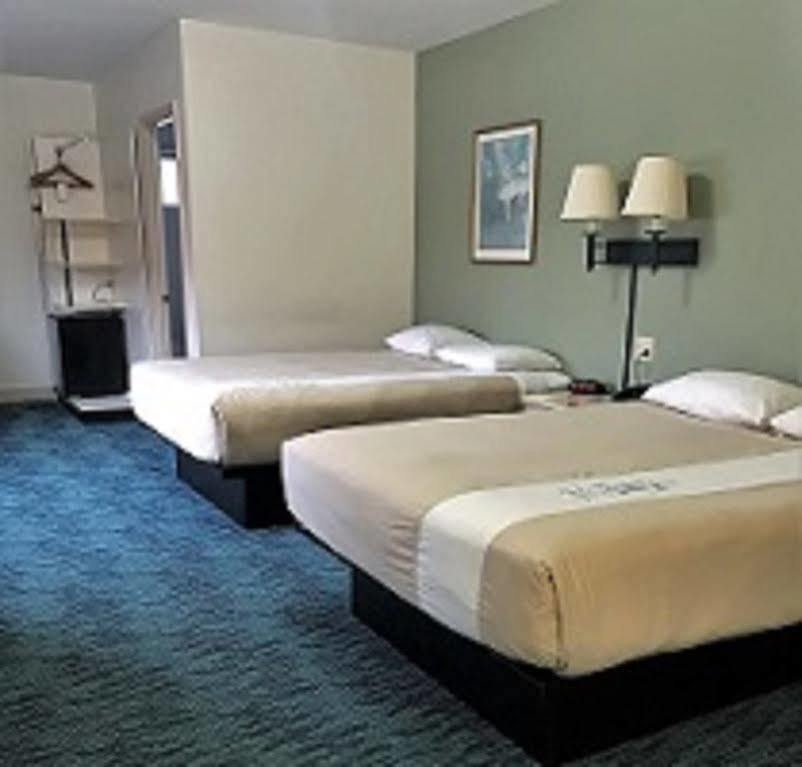 Bluebird Spa City Motor Lodge Saratoga Springs Ngoại thất bức ảnh